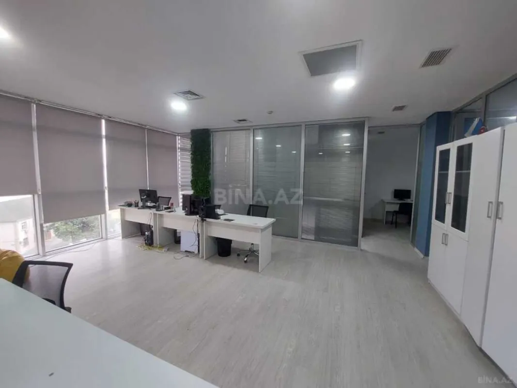 Kirayə verilir 5 otaqlı ofis 120 m²