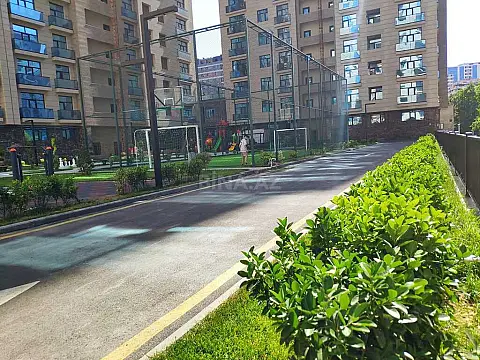 Satılır 4 otaqlı mənzil 149 m²