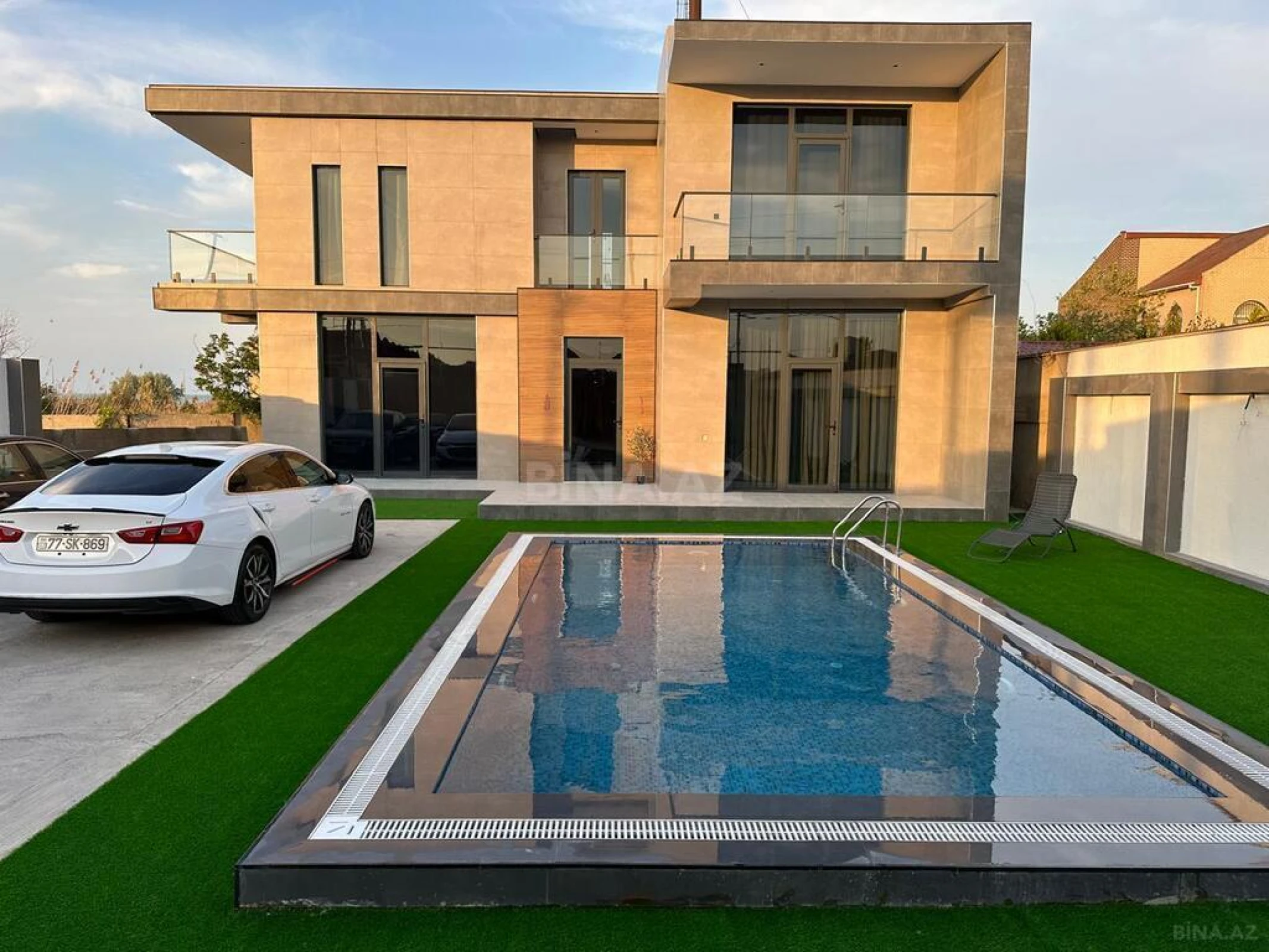 Kirayə verilir 4 otaqlı həyət evi 300 m²