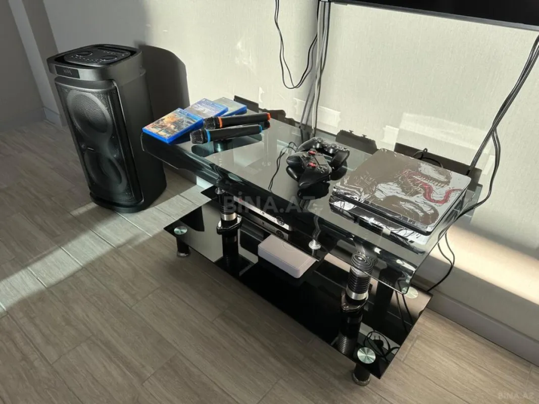 Kirayə verilir 4 otaqlı həyət evi 300 m²