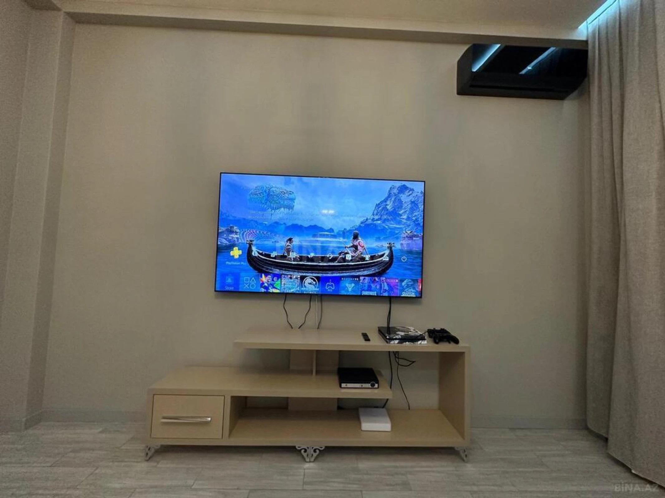 Kirayə verilir 4 otaqlı həyət evi 300 m²