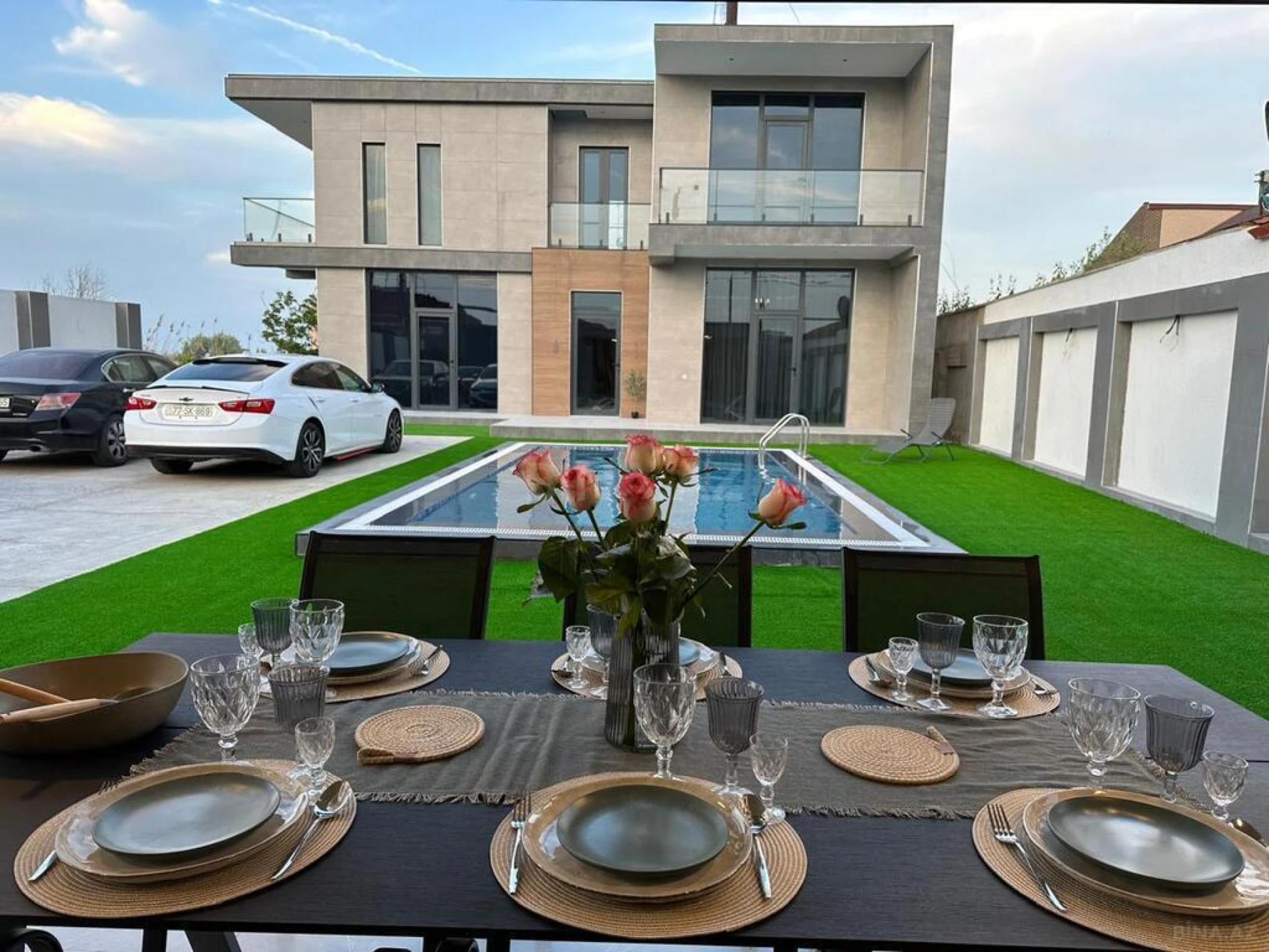 Kirayə verilir 4 otaqlı həyət evi 300 m²