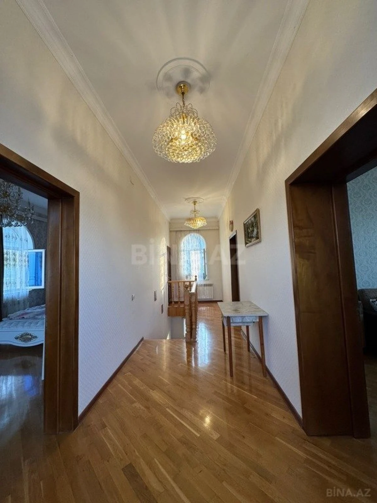 Satılır 5 otaqlı həyət evi 220 m²