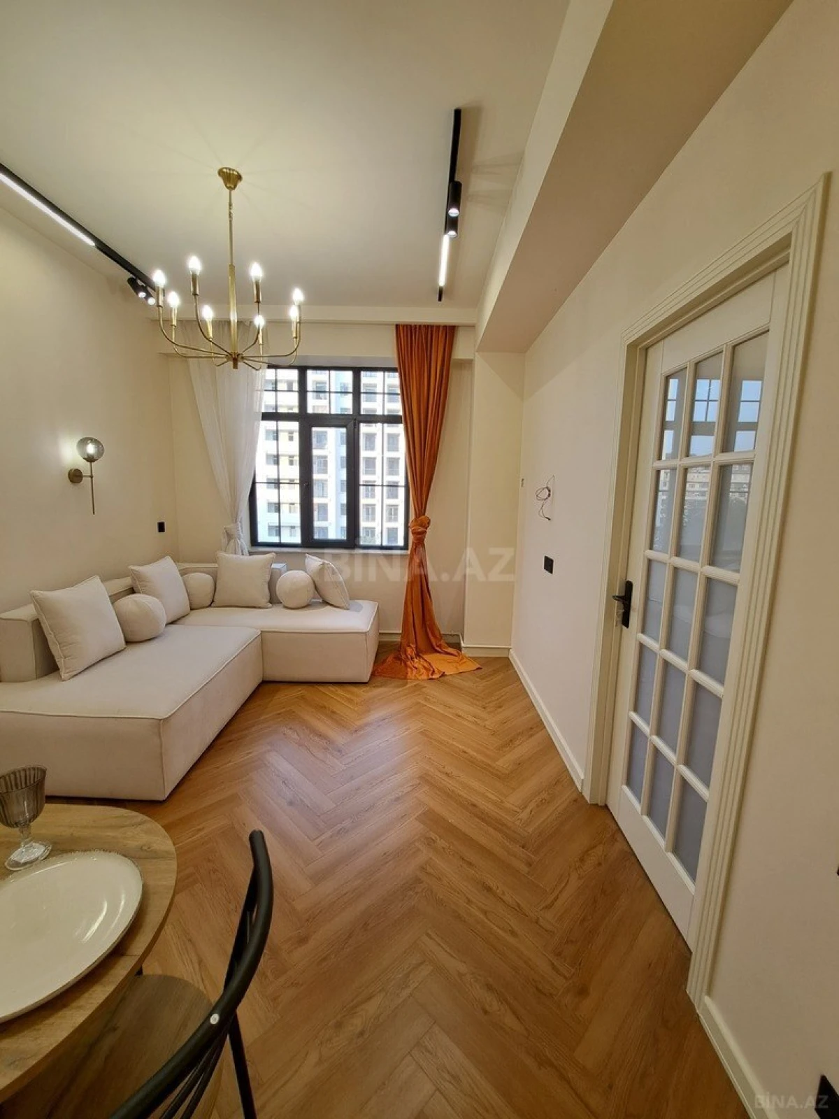 Satılır 2 otaqlı mənzil 44 m²