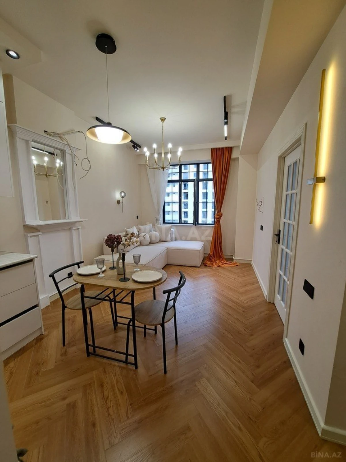 Satılır 2 otaqlı mənzil 44 m²