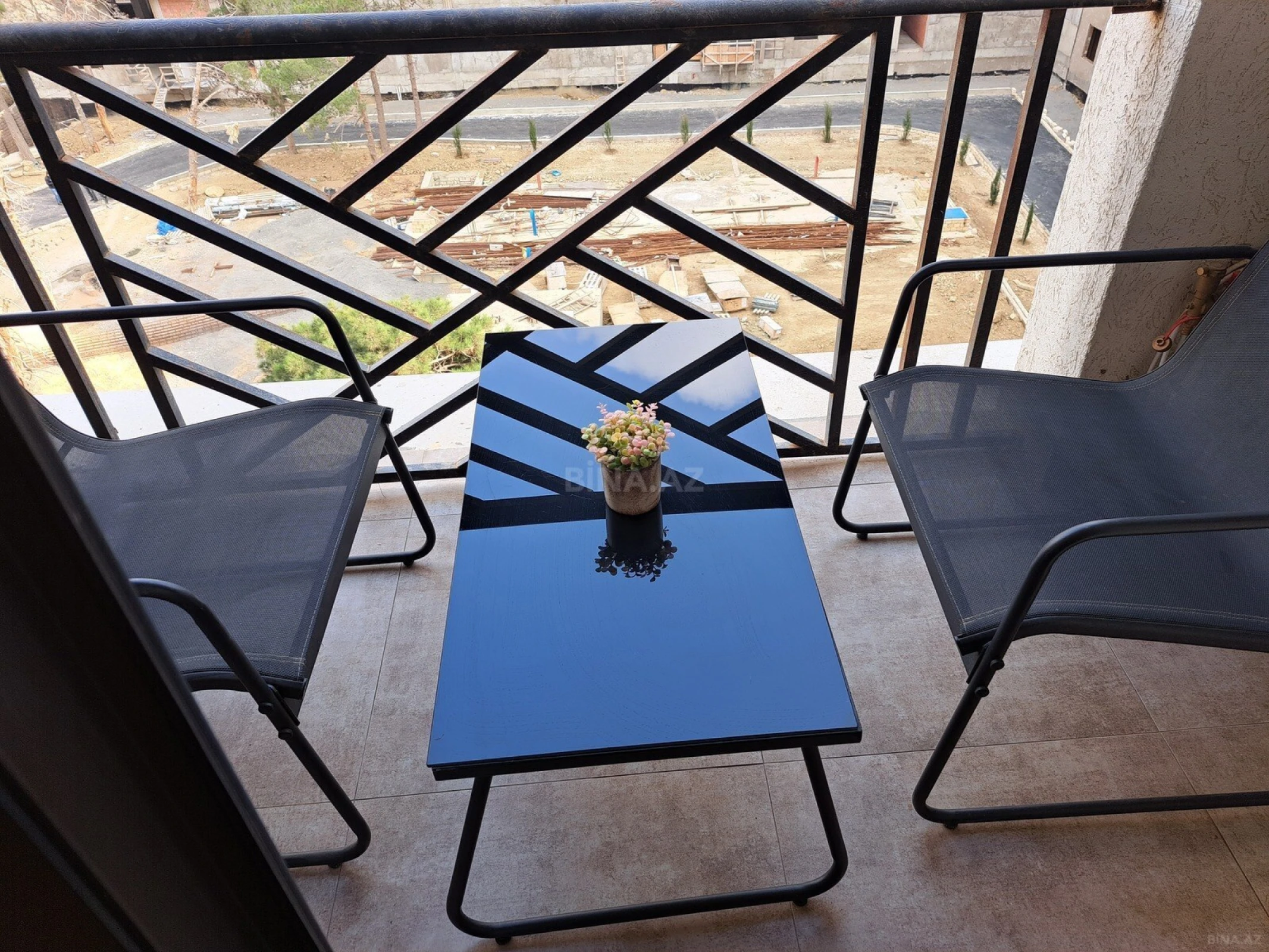 Satılır 2 otaqlı mənzil 44 m²