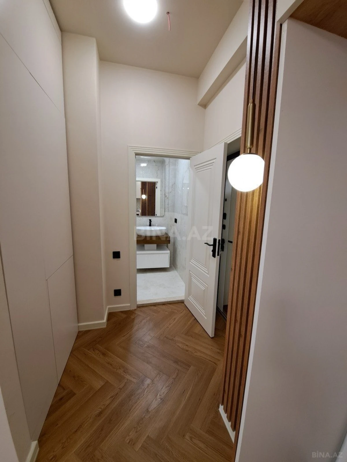 Satılır 2 otaqlı mənzil 44 m²