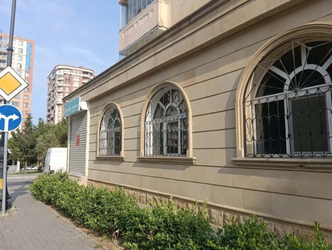 Kirayə verilir obyekt 500 m²