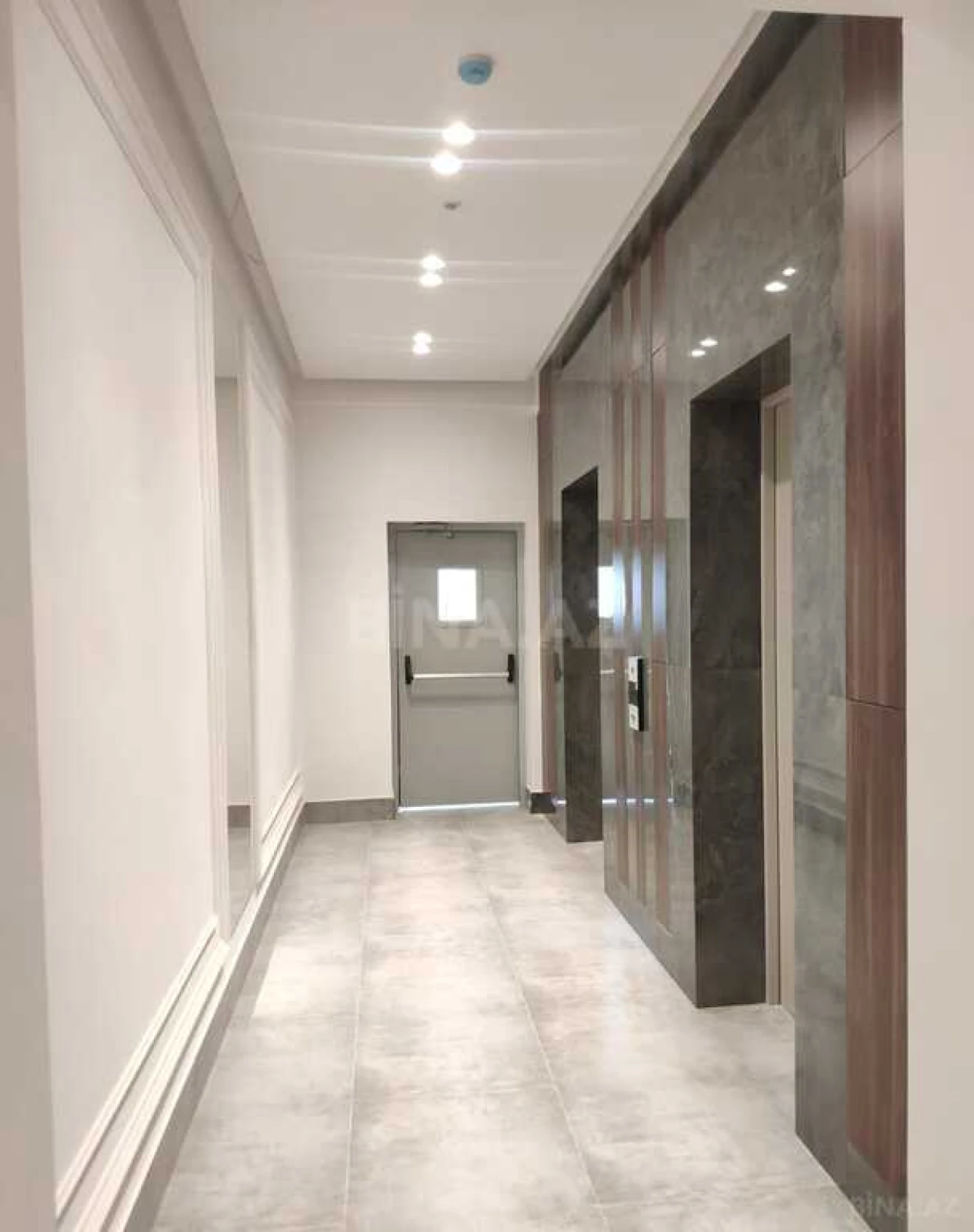 Satılır 3 otaqlı mənzil 101 m²