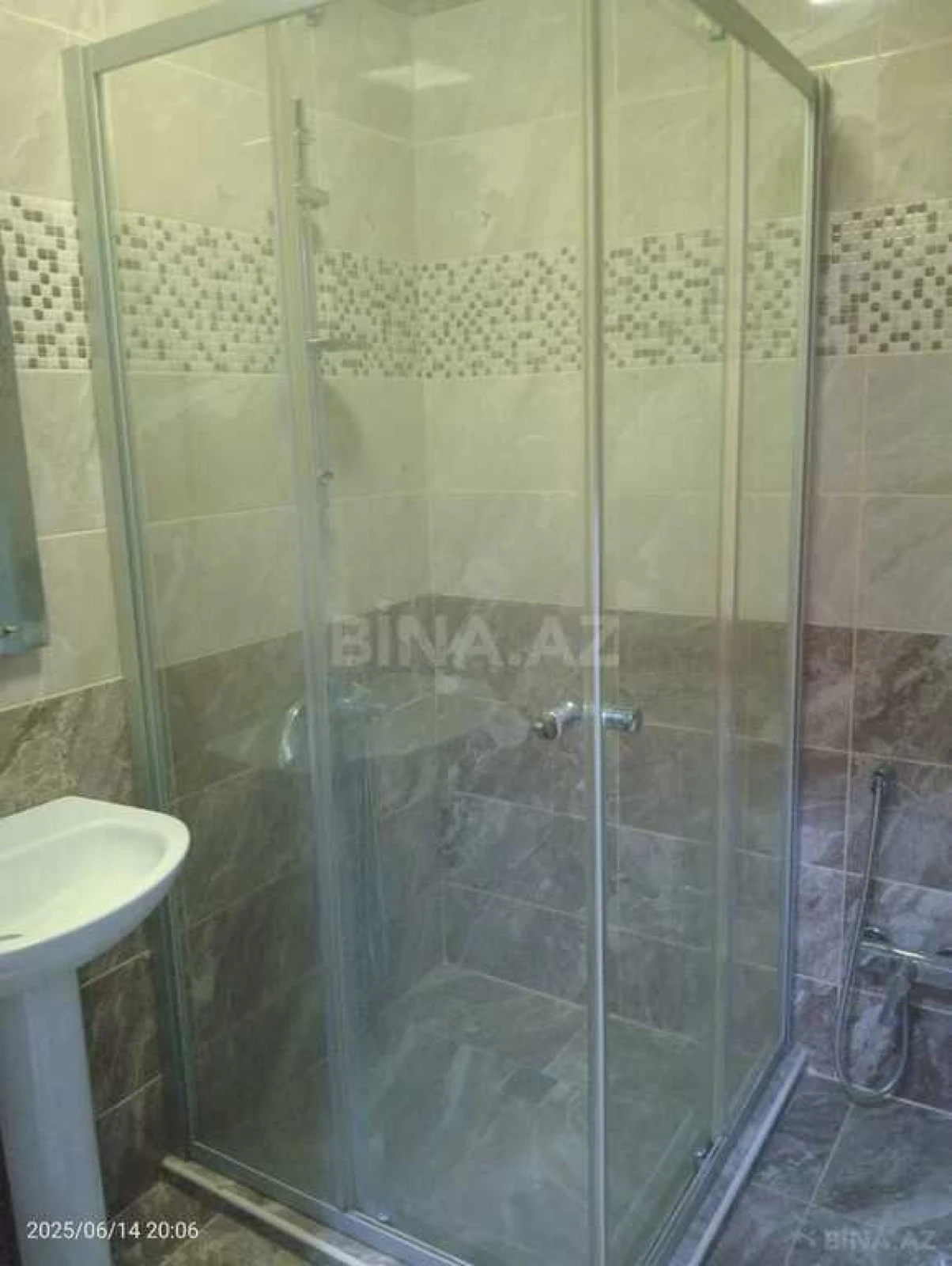Satılır 2 otaqlı mənzil 50 m²