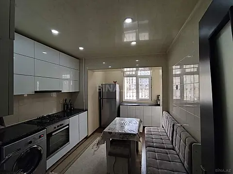 Satılır 4 otaqlı mənzil 100 m²