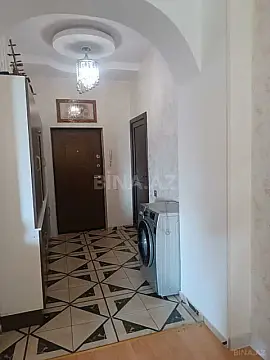 Satılır 3 otaqlı mənzil 82.6 m²