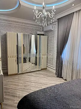 Satılır 6 otaqlı həyət evi 290 m²