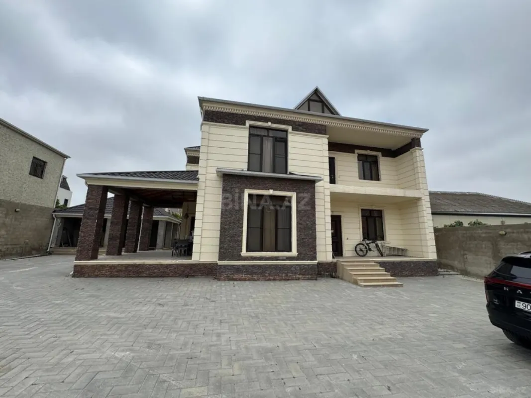 Satılır 6 otaqlı həyət evi 290 m²