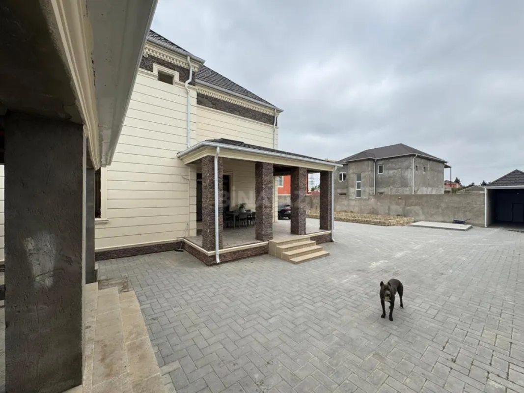 Satılır 6 otaqlı həyət evi 290 m²