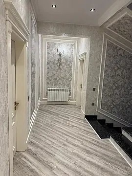 Satılır 6 otaqlı həyət evi 290 m²