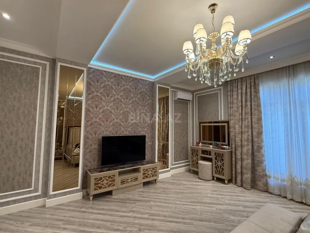 Satılır 6 otaqlı həyət evi 290 m²