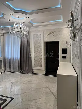 Satılır 6 otaqlı həyət evi 290 m²