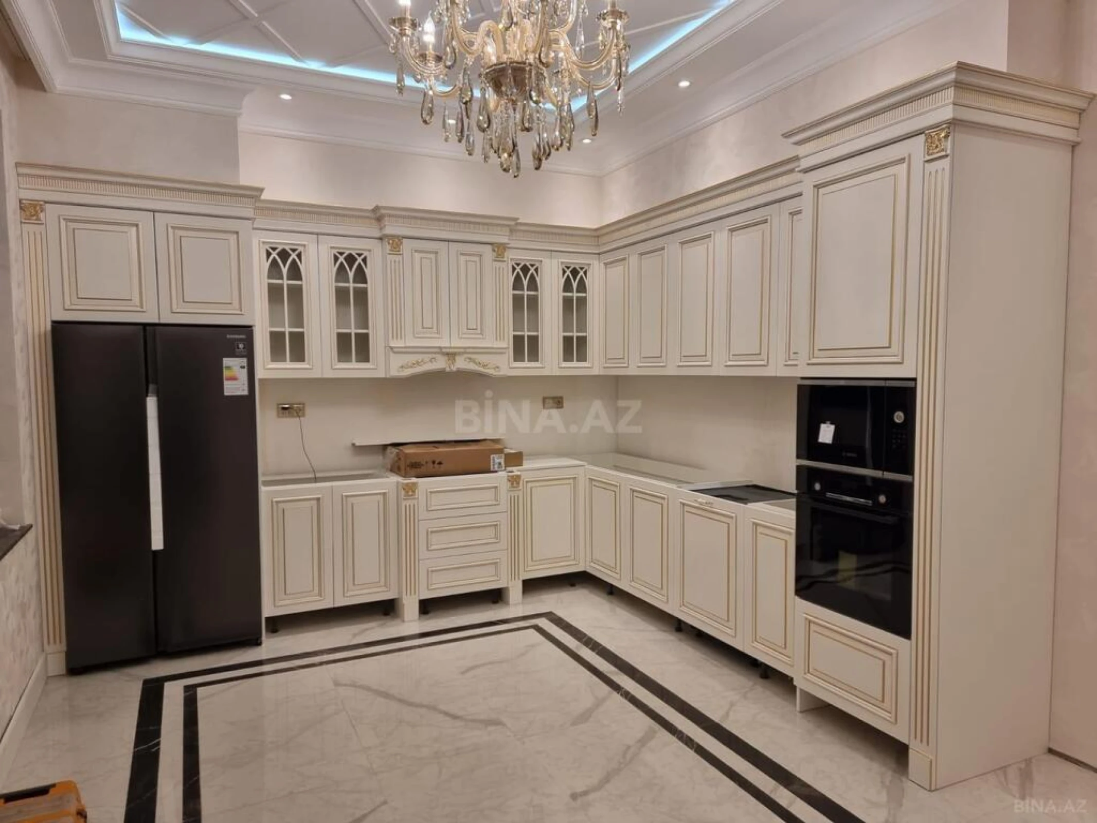 Satılır 6 otaqlı həyət evi 290 m²