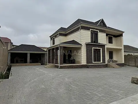 Satılır 6 otaqlı həyət evi 290 m²