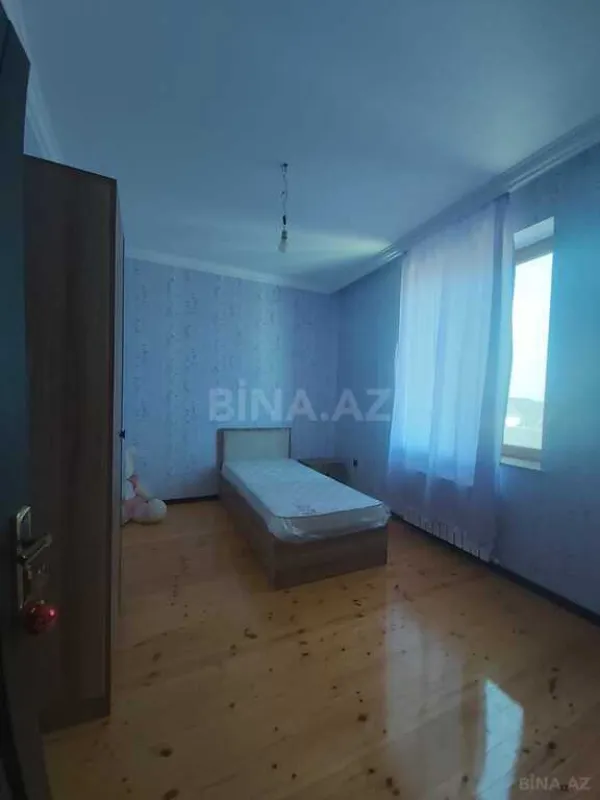 Satılır 5 otaqlı həyət evi 220 m²
