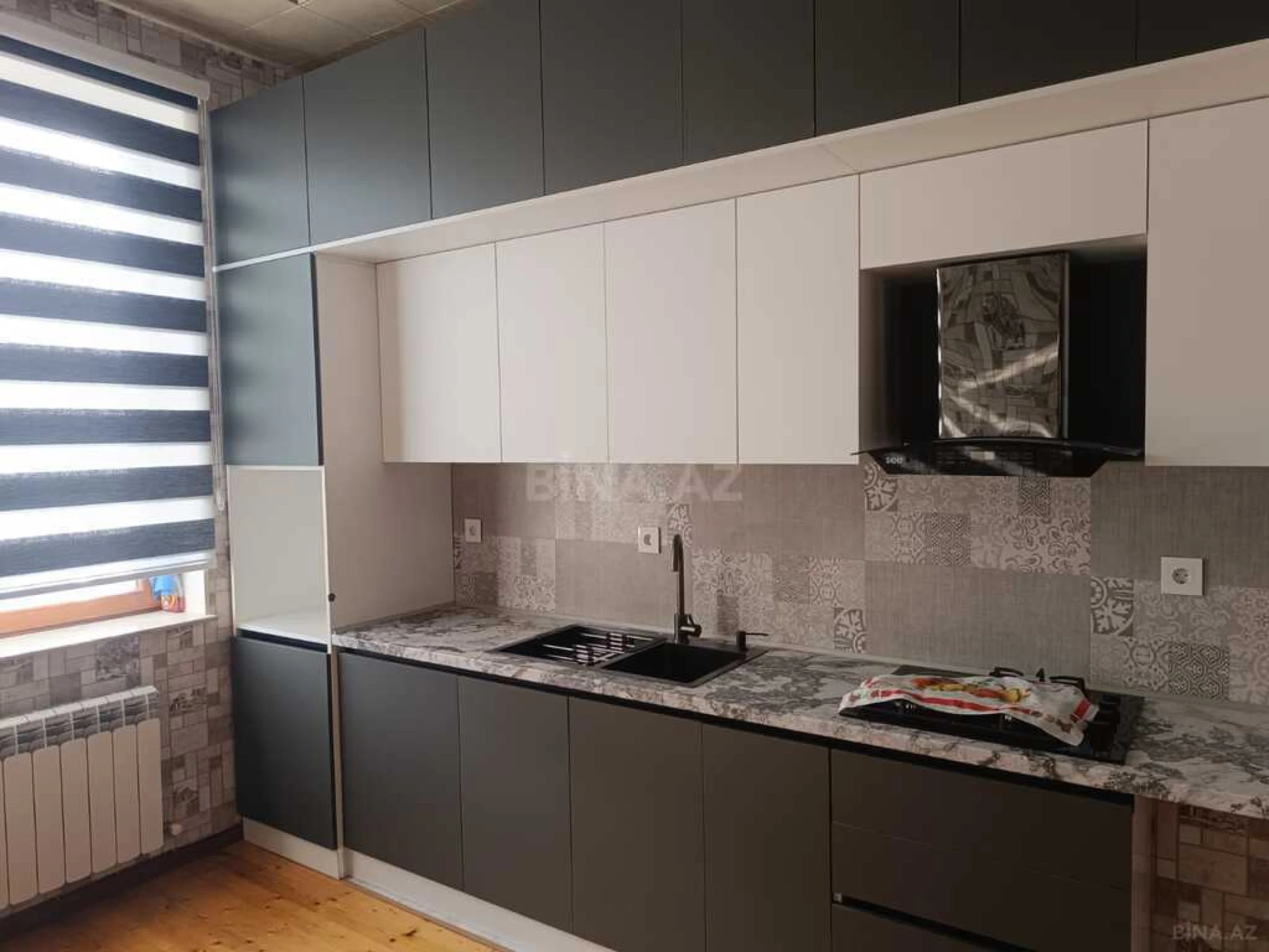 Satılır 5 otaqlı həyət evi 220 m²