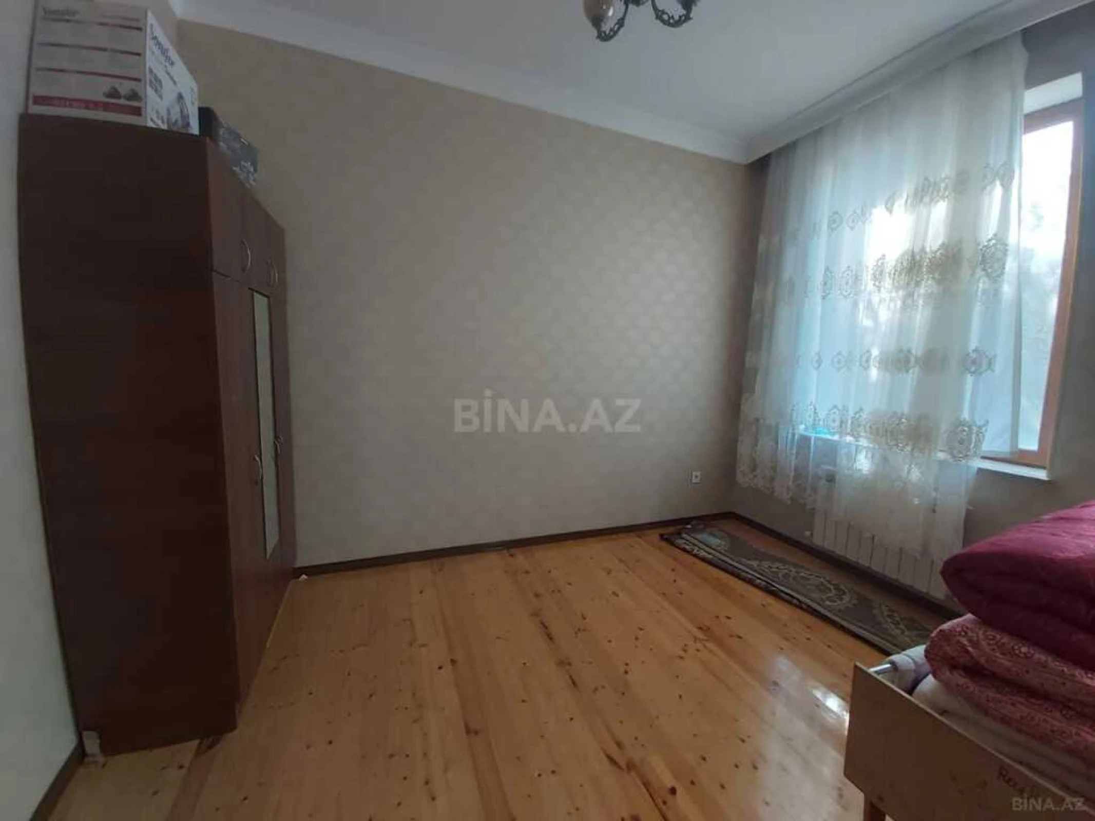 Satılır 5 otaqlı həyət evi 220 m²