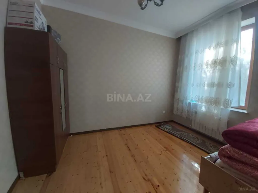 Satılır 5 otaqlı həyət evi 220 m²