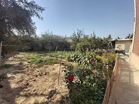 Satılır 5 otaqlı həyət evi 220 m²