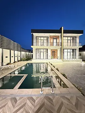 Satılır 6 otaqlı həyət evi 300 m²