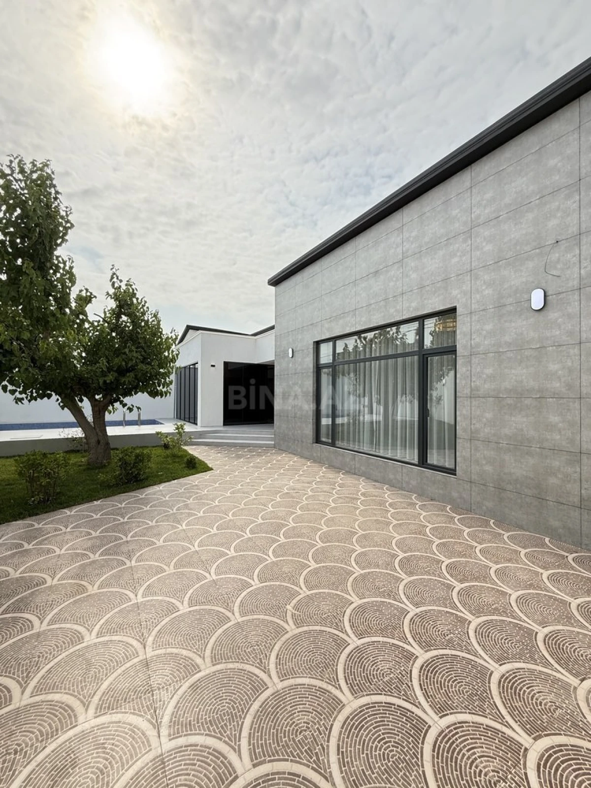 Satılır 4 otaqlı həyət evi 170 m²