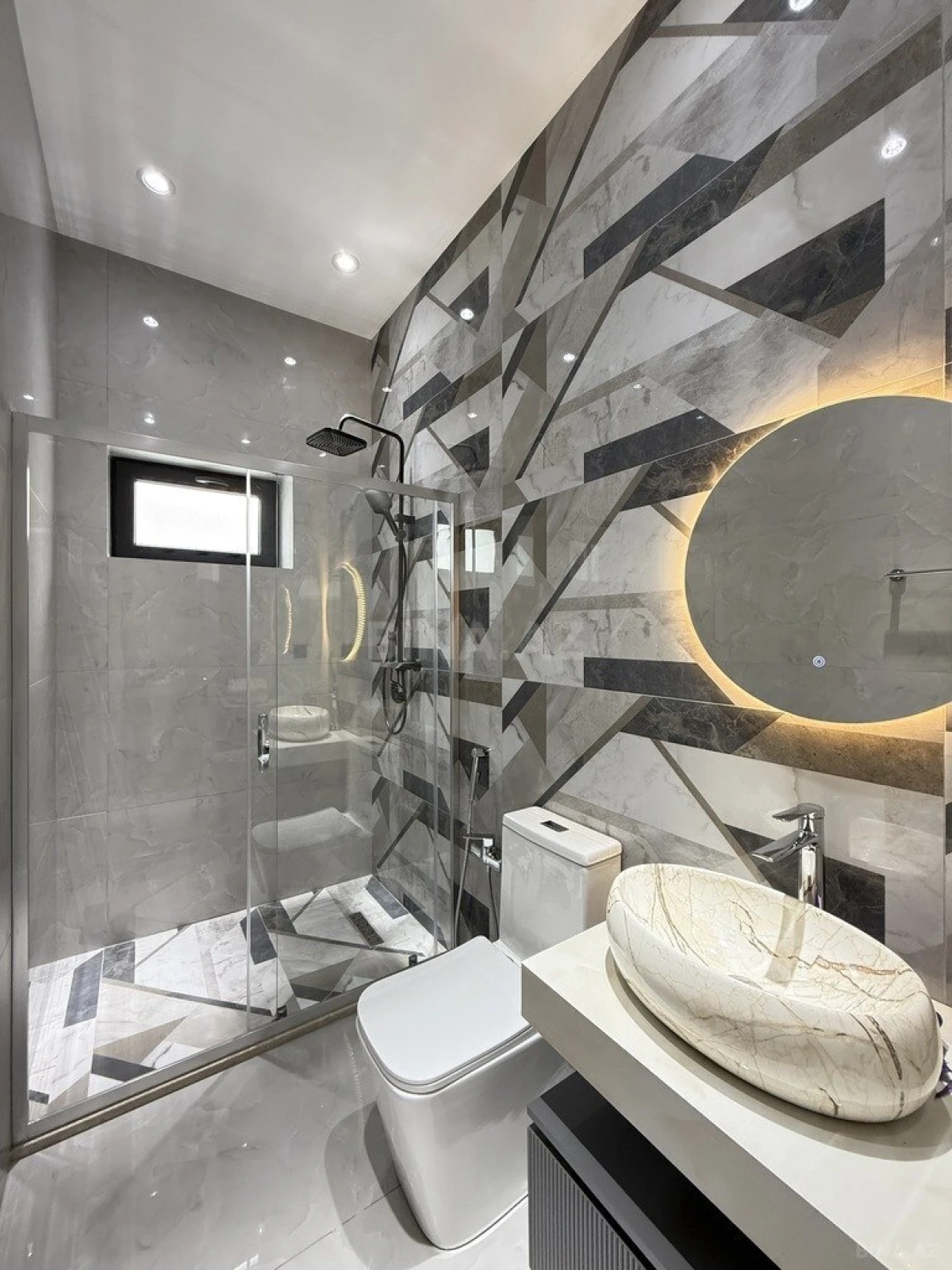 Satılır 4 otaqlı həyət evi 170 m²