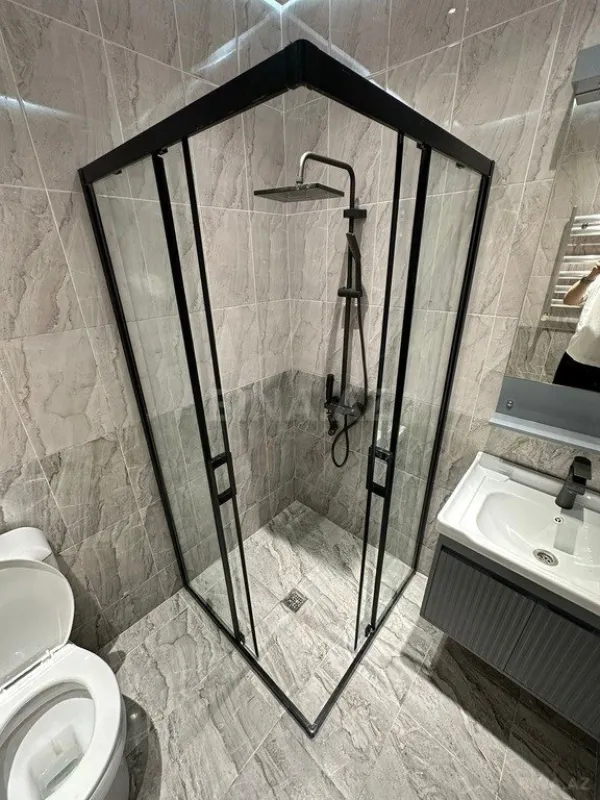 Satılır 2 otaqlı mənzil 72 m²