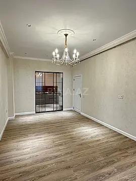 Satılır 2 otaqlı mənzil 72 m²
