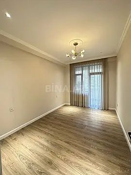 Satılır 2 otaqlı mənzil 72 m²