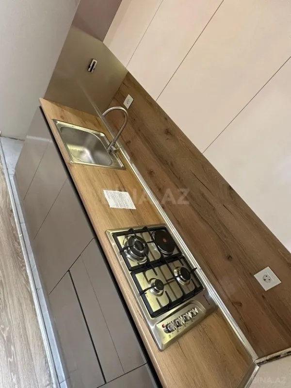 Satılır 2 otaqlı mənzil 72 m²