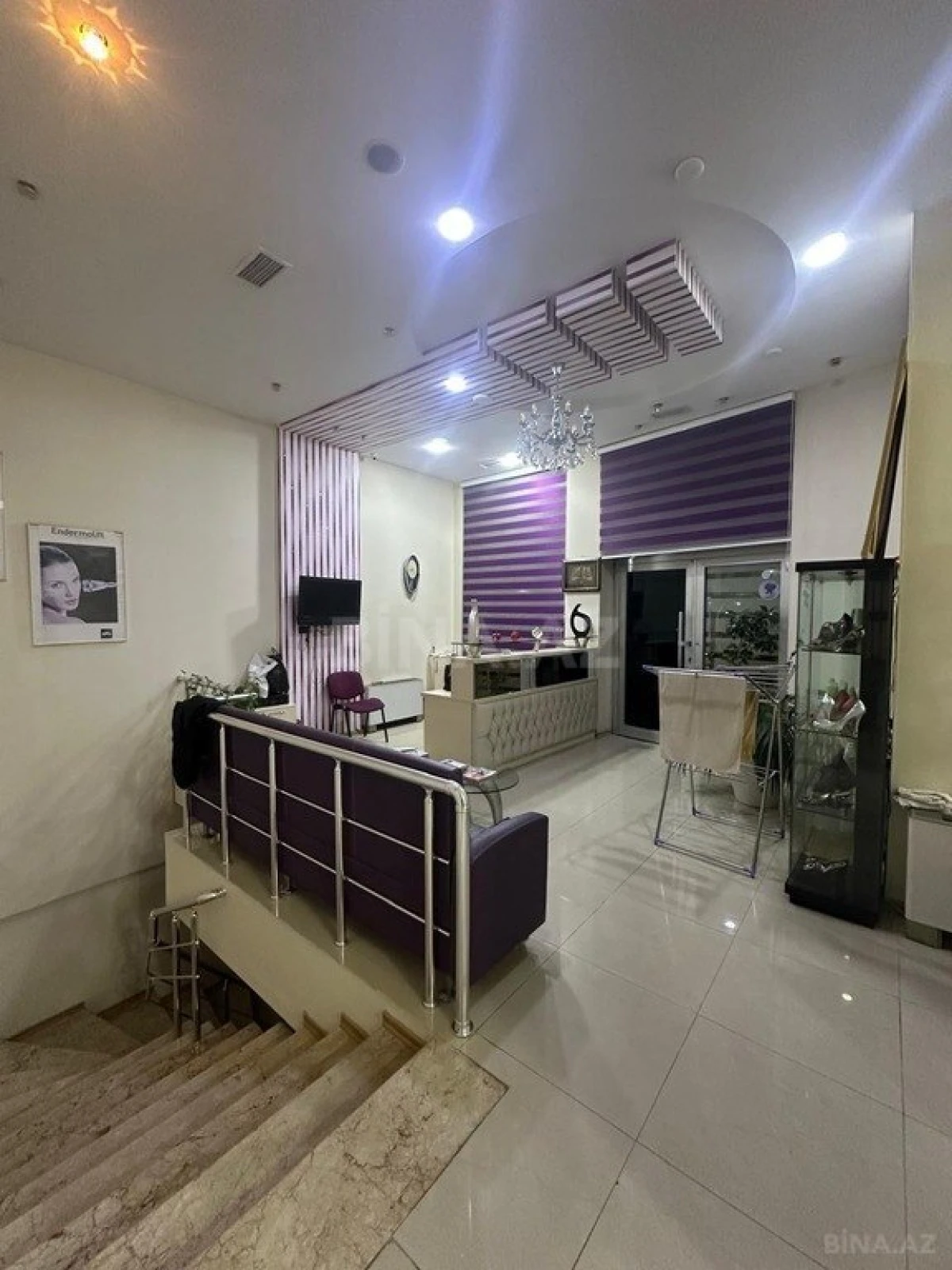 Satılır obyekt 700 m²