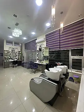 Satılır obyekt 700 m²