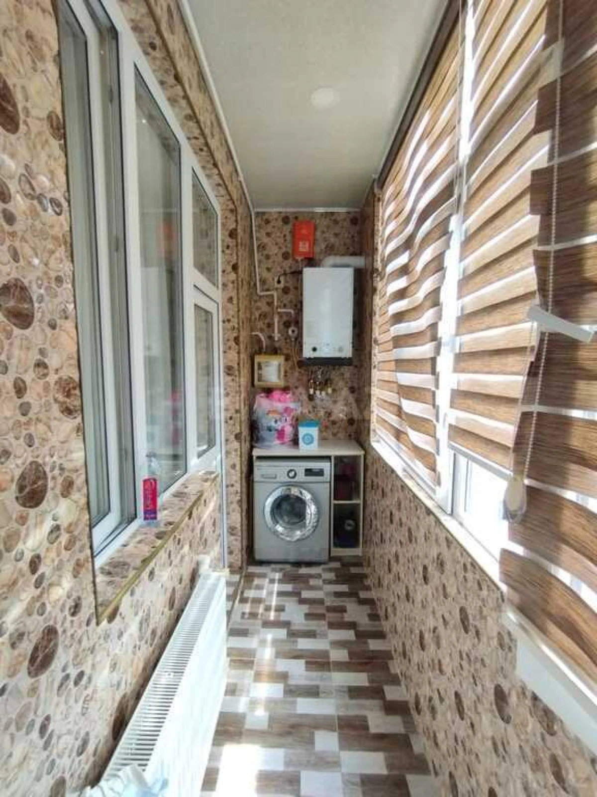 Satılır 2 otaqlı mənzil 54 m²