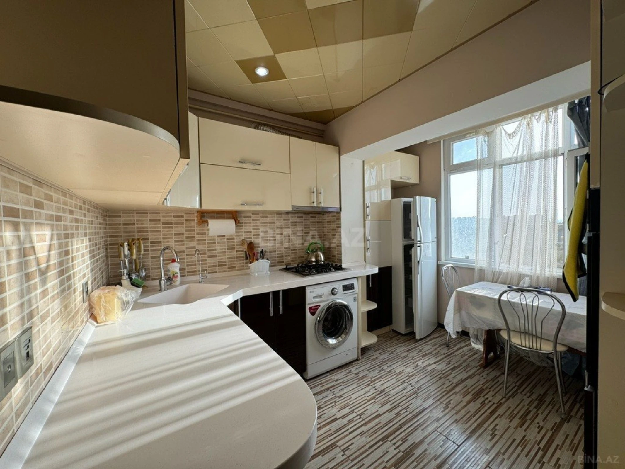 Satılır 3 otaqlı mənzil 80 m²