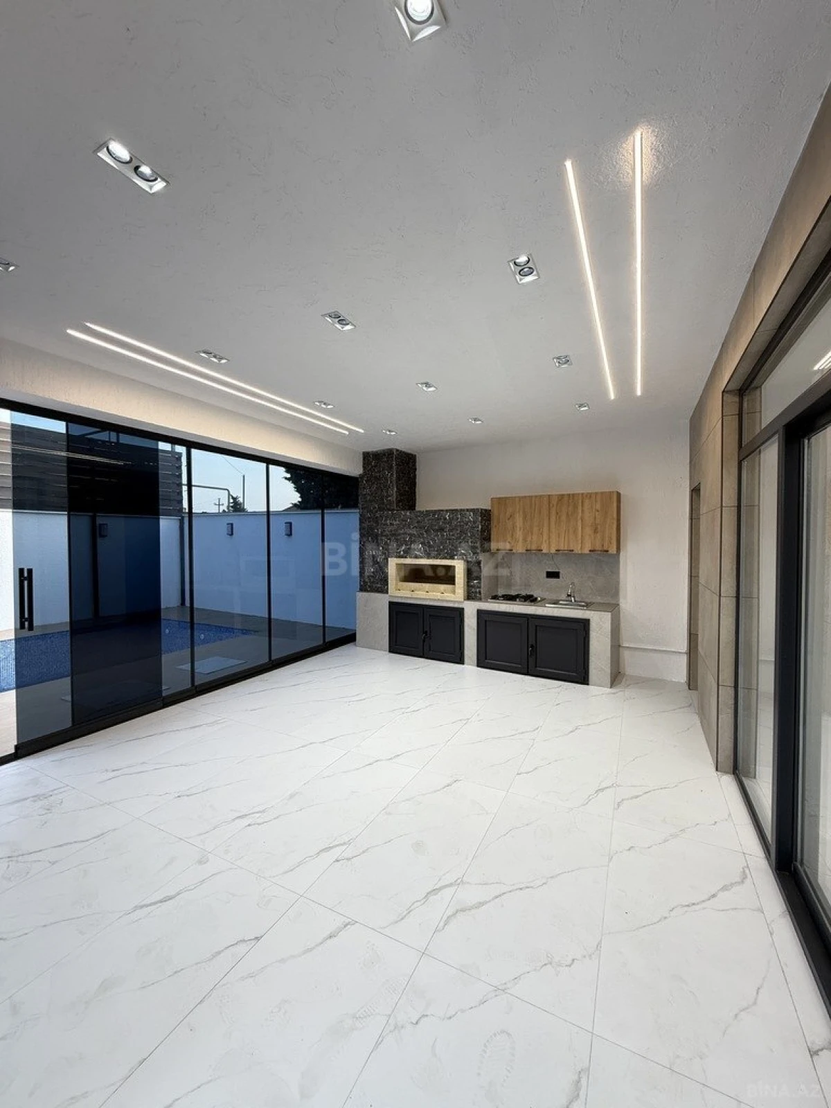 Satılır 4 otaqlı həyət evi 170 m²