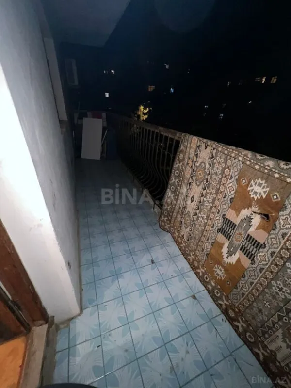 Satılır 4 otaqlı mənzil 100 m²