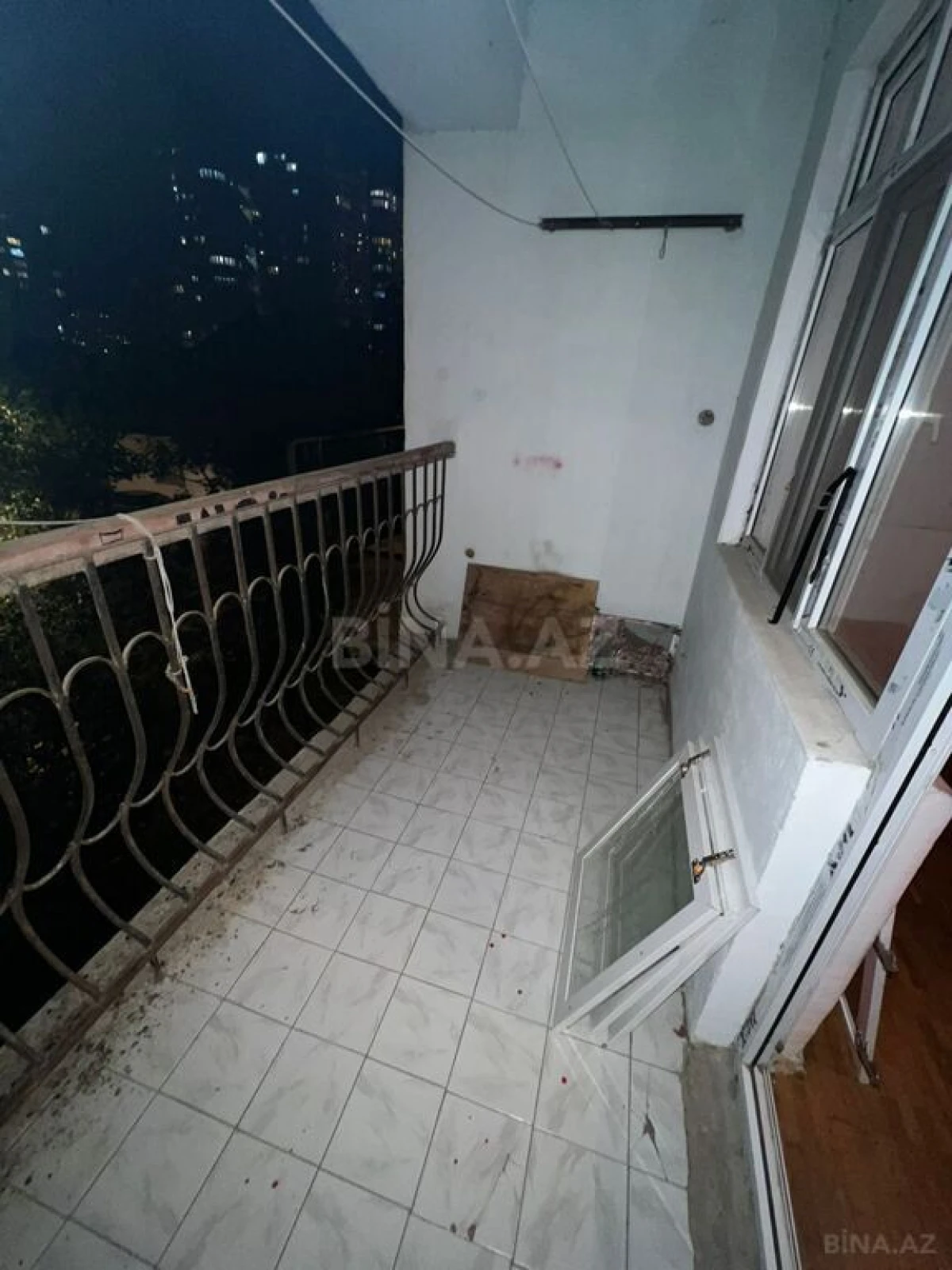 Satılır 4 otaqlı mənzil 100 m²