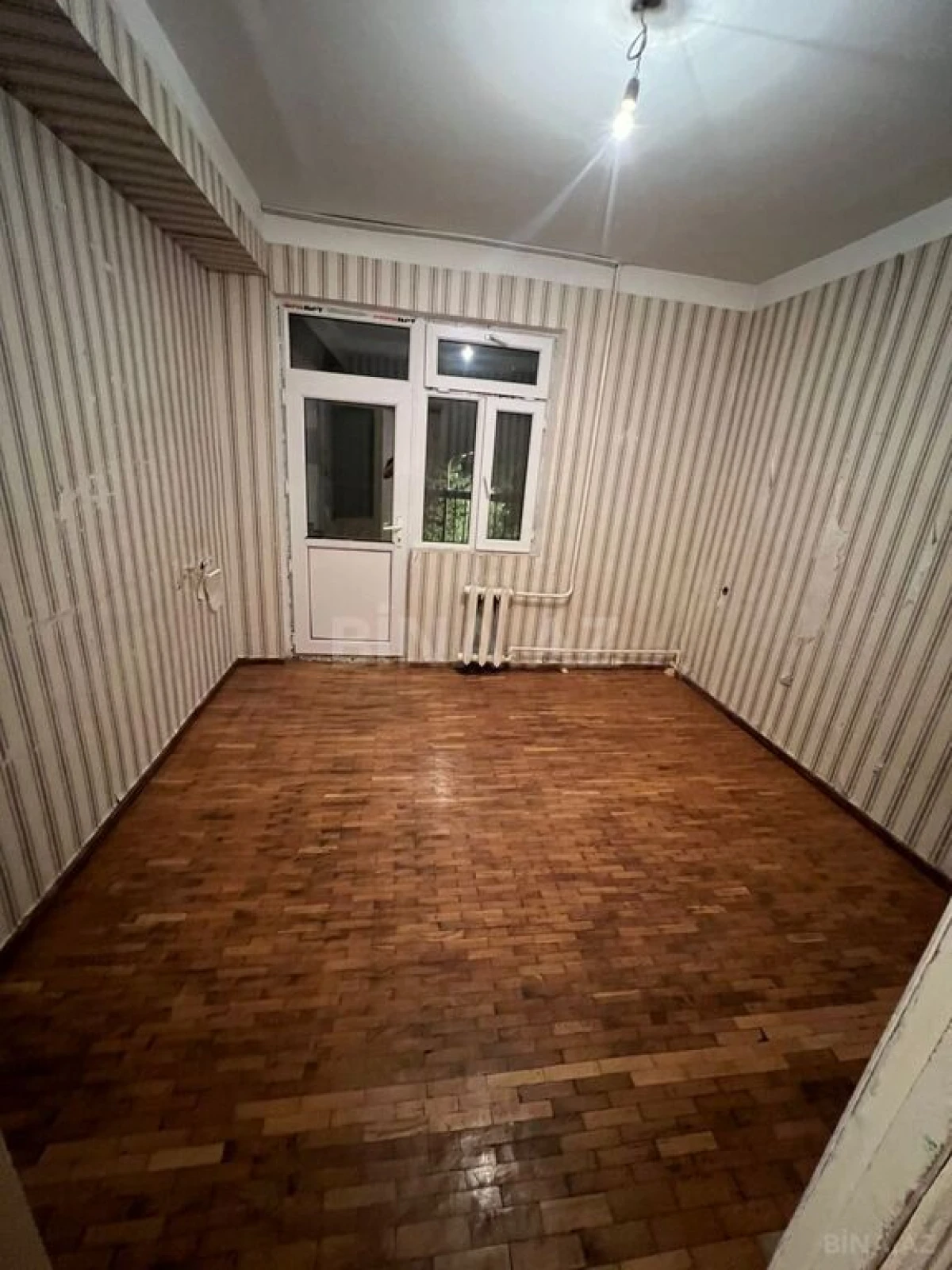 Satılır 4 otaqlı mənzil 100 m²