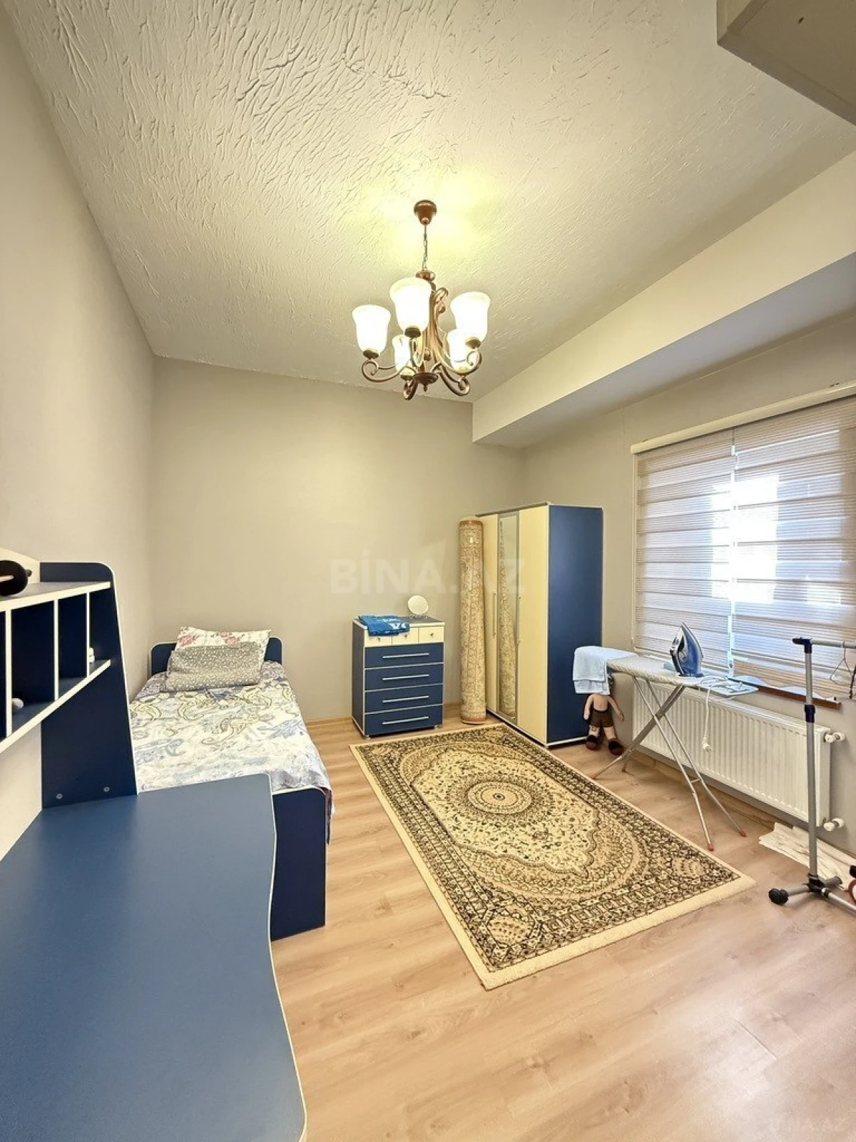 Satılır 4 otaqlı həyət evi 180 m²