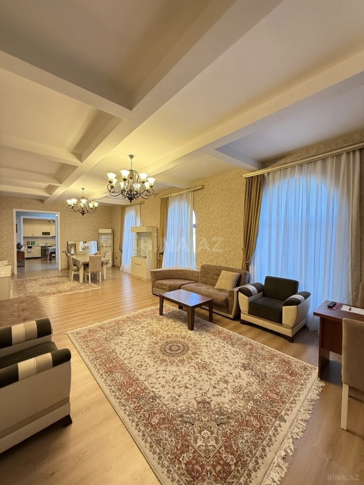 Satılır 4 otaqlı həyət evi 180 m²