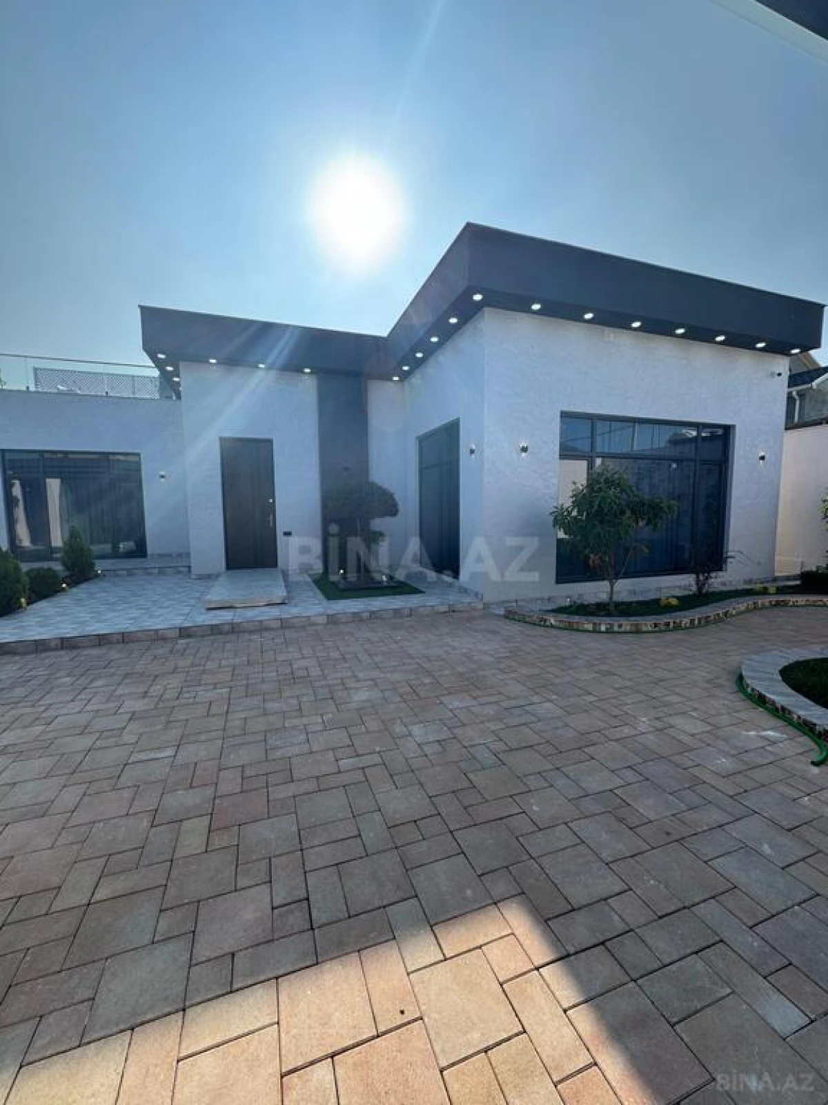 Satılır 4 otaqlı həyət evi 175 m²