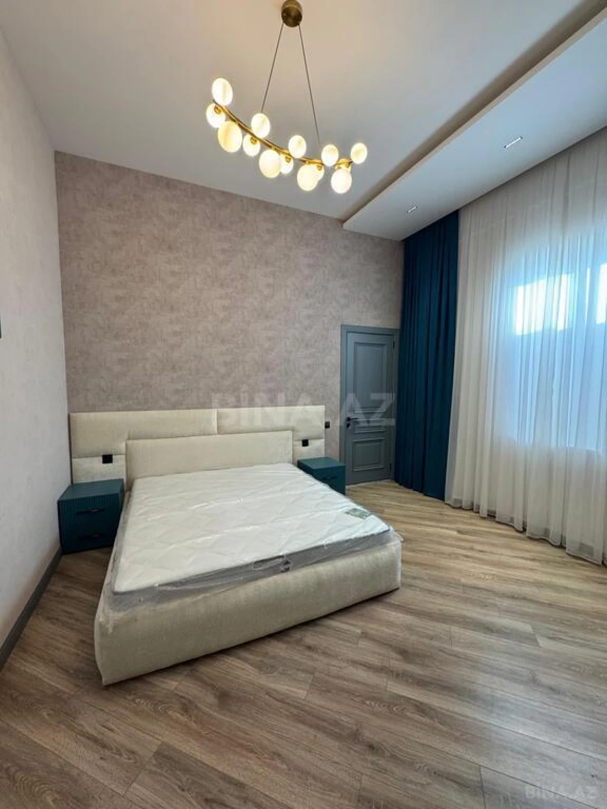 Satılır 4 otaqlı həyət evi 175 m²