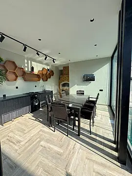 Satılır 4 otaqlı həyət evi 175 m²