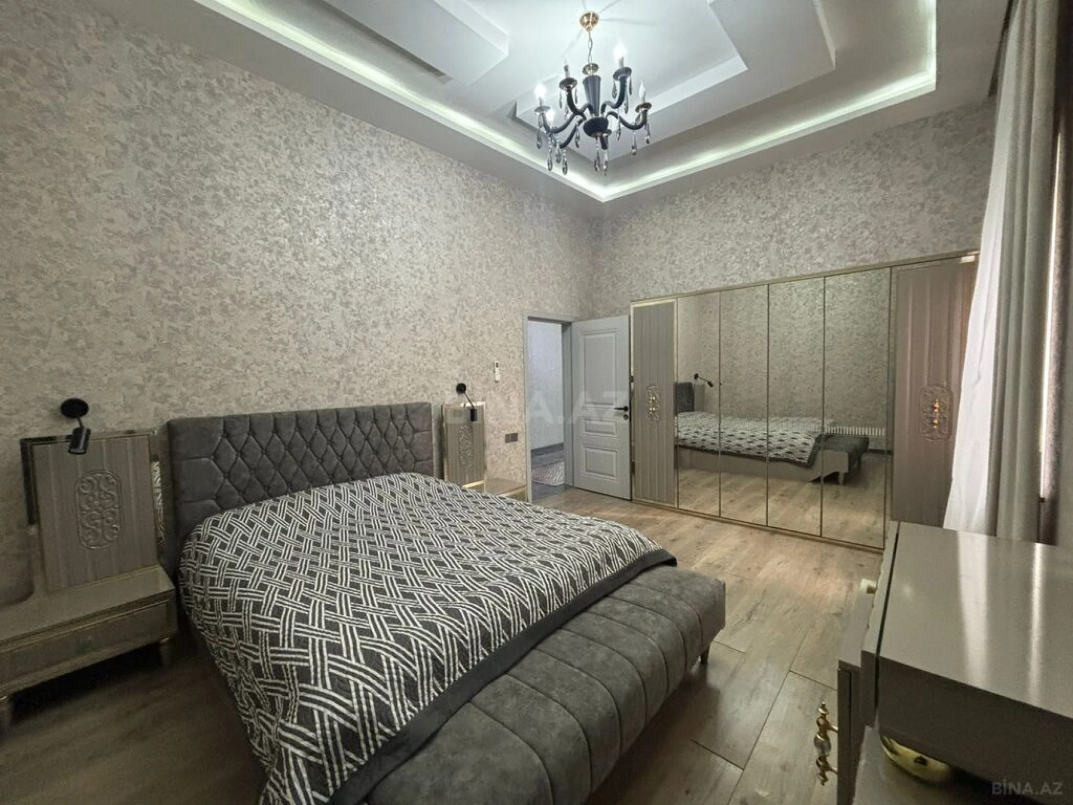 Kirayə verilir 4 otaqlı həyət evi 200 m²